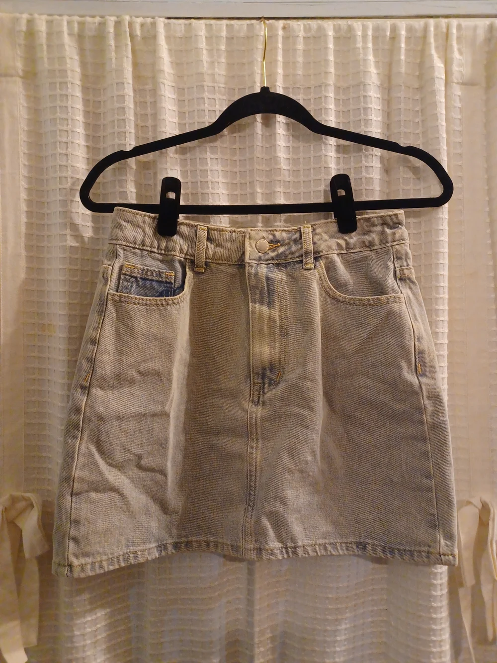 SHEIN Light Wash Denim Mini Skirt